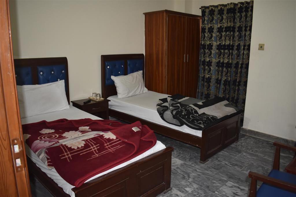 Hotel Al Hamrah Исламабад Екстериор снимка