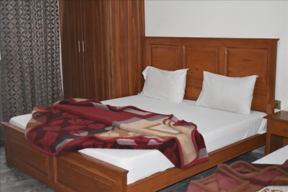 Hotel Al Hamrah Исламабад Екстериор снимка